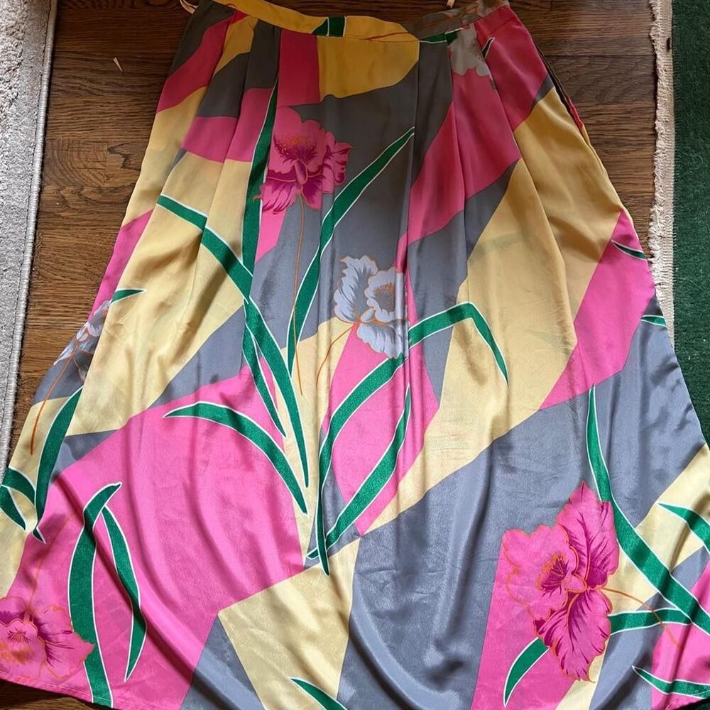 Vintage 1980's Silky Iris Print Midi Skirt Pink Gray Cottagecore sz M 80s